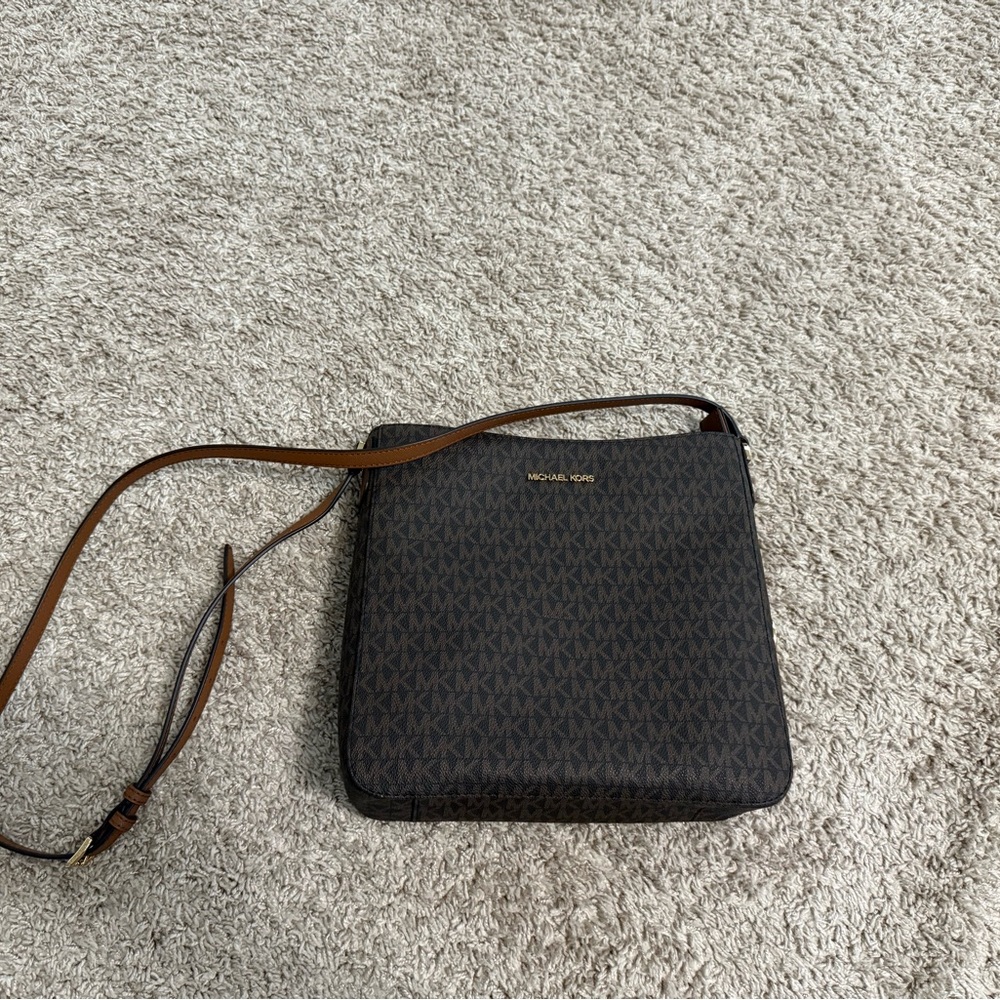 Michael Kors Jet Set Brown Crossbody Messenger Bag